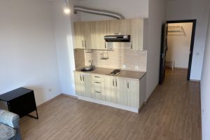 Продам квартиру с общей площадью 25.8м2, 18/22 эт., на улице Воронцовский б-р, г. Мурино, Ленинградская обл., Россия, агентство Интернет-партнер