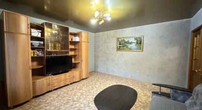 Продам квартиру 2-х комнатную с общей площадью 50.5м2, 1/9 эт., на улице Дружинина ул, Тагилстроевский район, г. Нижний Тагил, Свердловская обл., Россия, агентство Интернет-партнер. Фотография №1