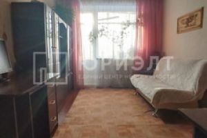 Продам квартиру 1 комнатную с общей площадью 31.7м2, 5/5 эт., на улице Коминтерна ул, Дзержинский район, г. Нижний Тагил, Свердловская обл., Россия, агентство Интернет-партнер