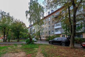 Продам квартиру 1 комнатную с общей площадью 30.1м2, 3/5 эт., на улице Спортивная ул, г. Дедовск, Московская обл., Россия, агентство Интернет-партнер
