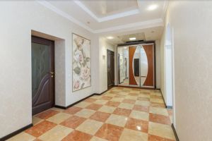 Продам квартиру 3-х комнатную с общей площадью 118м2, 3/6 эт., на улице Костычева ул, Советский район, г. Брянск, Брянская обл., Россия, агентство Интернет-партнер