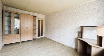 Продам квартиру 2-х комнатную с общей площадью 45м2, 1/5 эт., на улице Орловская ул, Бежицкий район, г. Брянск, Брянская обл., Россия, агентство Интернет-партнер. Фотография №1
