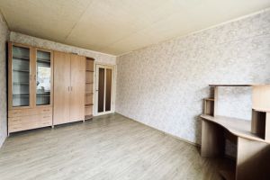Продам квартиру 2-х комнатную с общей площадью 45м2, 1/5 эт., на улице Орловская ул, Бежицкий район, г. Брянск, Брянская обл., Россия, агентство Интернет-партнер