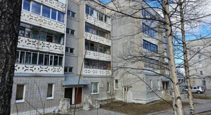 Продам квартиру 4-х комнатную с общей площадью 70.3м2, 3/5 эт., на улице Калевала ул, г. Костомукша, Карелия респ., Россия, агентство Интернет-партнер. Фотография №1