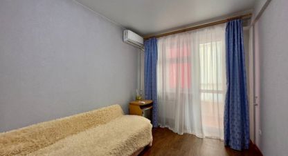 Продаётся 2-х комнатная квартира в г. Алушта . Фотография №6