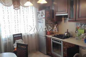 Продам квартиру 3-х комнатную с общей площадью 64м2, 7/10 эт., на улице Малиновского, г. Ростов-на-Дону, Ростовская обл., Россия, агентство Риэлторская компания "Эллада"