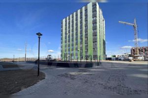 Продам квартиру 2-х комнатную с общей площадью 52м2, 7/9 эт., на улице Загородная, г. Хотицы, Псковская обл., Россия, агентство JCat