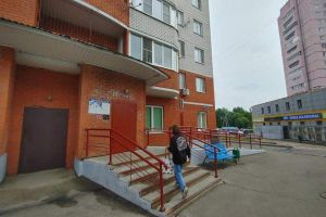 Продам квартиру 1 комнатную с общей площадью 39.2м2, 4/16 эт., на улице Зелинского, г. Воскресенск, Московская обл., Россия, агентство JCat