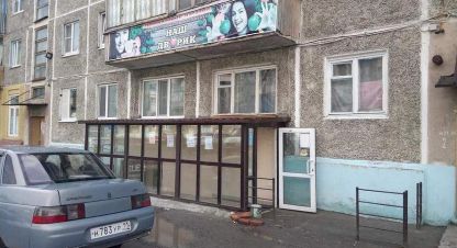 Продам квартиру 2-х комнатную с общей площадью 59.4м2, 2/5 эт., на улице Ленина, г. Воркута, Коми респ., Россия, агентство JCat. Фотография №1