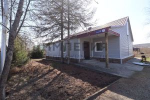 Продам дом 2-х комнатный с общей площадью 67.8м2, на улице Брусничная ул, г. Магадан, Магаданская обл., Россия, агентство Империя Недвижимости