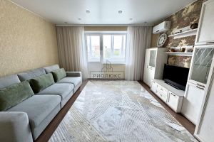 Продам квартиру 1 комнатную с общей площадью 35.8м2, 6/9 эт., на улице Кыштымская, г. Челябинск, Челябинская обл., Россия, агентство РиоЛюкс