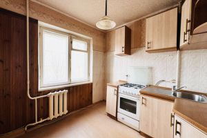 Продам квартиру 2-х комнатную с общей площадью 46.1м2, 4/5 эт., на улице Орловская ул, Бежицкий район, г. Брянск, Брянская обл., Россия, агентство Интернет-партнер