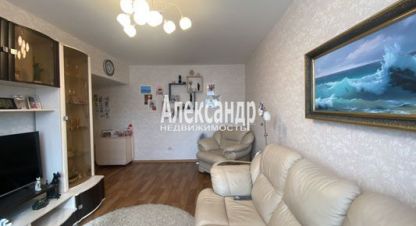 Продам квартиру 2-х комнатную с общей площадью 44.1м2, 7/9 эт., на улице Купчинская ул, Фрунзенский район, г. Санкт-Петербург, Санкт-Петербург, Россия, агентство Интернет-партнер. Фотография №1