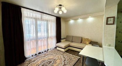 Продам квартиру 1 комнатную с общей площадью 46.7м2, 1/30 эт., на улице Солотчинское шоссе, Советский район, г. Рязань, Рязанская обл., Россия, агентство Интернет-партнер. Фотография №1
