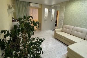 Продам квартиру 2-х комнатную с общей площадью 60.2м2, 9/10 эт., на улице Карла Маркса, Первомайский район, г. Киров, Кировская обл., Россия, агентство Интернет-партнер
