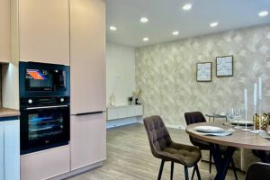 Продам квартиру 3-х комнатную с общей площадью 88.1м2, 4/5 эт., на улице Ленина, Первомайский район, г. Киров, Кировская обл., Россия, агентство Интернет-партнер