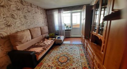 Продам квартиру 2-х комнатную с общей площадью 52м2, 4/5 эт., на улице Первомайская ул, г. Алексин, Тульская обл., Россия, агентство Интернет-партнер. Фотография №1