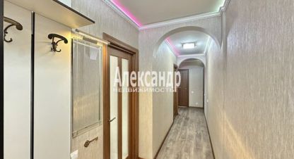 Продам квартиру 2-х комнатную с общей площадью 62.3м2, 12/28 эт., на улице Фёдора абрамова ул, г. Парголово, Санкт-Петербург, Россия, агентство Интернет-партнер. Фотография №1