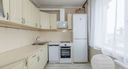 Продам квартиру 2-х комнатную с общей площадью 55.7м2, 7/10 эт., на улице Литейная ул, Бежицкий район, г. Брянск, Брянская обл., Россия, агентство Интернет-партнер. Фотография №1