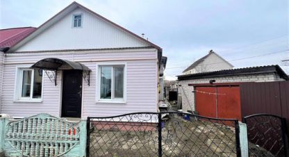 Продам дом 4-х комнатный с общей площадью 62.9м2, на улице 3-я линия, Советский район, г. Брянск, Брянская обл., Россия, агентство Интернет-партнер. Фотография №1