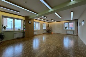 Продам квартиру 3-х комнатную с общей площадью 76.2м2, 1/7 эт., на улице Урицкого ул, Первомайский район, г. Киров, Кировская обл., Россия, агентство Интернет-партнер