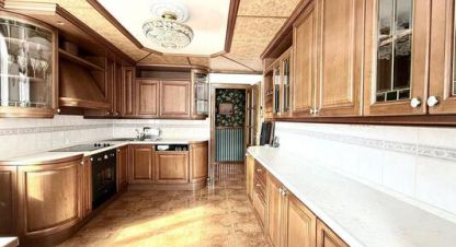 Купить квартиру 4-х комнатную, 128 кв. м., Россия, г. Киров. Фотография №9