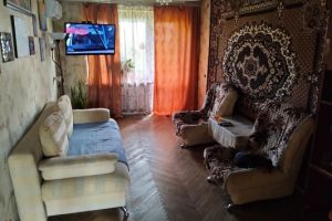 Продам квартиру 3-х комнатную с общей площадью 65м2, 2/2 эт., на улице Ильская ул, г. Северская, Краснодарский край, Россия, агентство Интернет-партнер