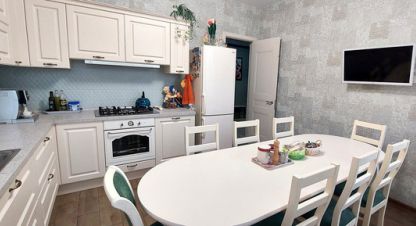 Продам квартиру 5-ти комнатную с общей площадью 118м2, 4/5 эт., на улице Ильича пр-кт, Автозаводский район, г. Нижний Новгород, Нижегородская обл., Россия, агентство Интернет-партнер. Фотография №1