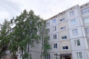 Продам квартиру 4-х комнатную с общей площадью 83.2м2, 2/5 эт., на улице Ленина ул, г. Костомукша, Карелия респ., Россия, агентство Интернет-партнер