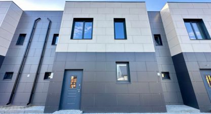Продам коттедж/дачу 4-х комнатную с общей площадью 148.1м2, на улице 3-й радужный, г. Петрозаводск, Карелия респ., Россия, агентство Интернет-партнер. Фотография №1