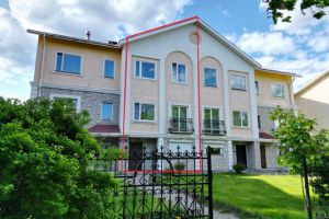 Продам коттедж/дачу 5-ти комнатную с общей площадью 253.4м2, на улице Еремеева (центр) ул, г. Петрозаводск, Карелия респ., Россия, агентство Интернет-партнер