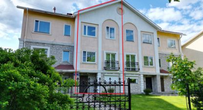 Продам коттедж/дачу 5-ти комнатную с общей площадью 253.4м2, на улице Еремеева (центр) ул, г. Петрозаводск, Карелия респ., Россия, агентство Интернет-партнер. Фотография №1