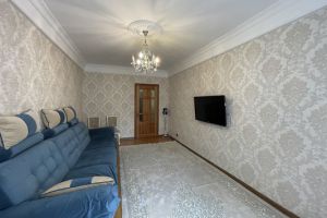 Продам квартиру 3-х комнатную с общей площадью 95м2, 3/9 эт., на улице Амет-хана султана пр-кт, Советский район, г. Махачкала, Дагестан респ., Россия, агентство Интернет-партнер