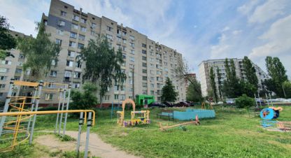 Продам квартиру 1 комнатную с общей площадью 36м2, 1/9 эт., на улице Полиграфическая ул, Советский район, г. Липецк, Липецкая обл., Россия, агентство Интернет-партнер. Фотография №1