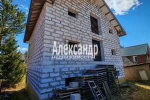 Продам дом 8-ти комнатный с общей площадью 275м2, на улице Майская ул, г. Токсово, Ленинградская обл., Россия, агентство Интернет-партнер
