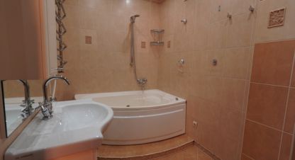 Купить 2-х комнатную квартиру на улице Партизанская ул г. Ставрополь. Фотография №4