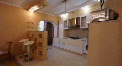 Продам квартиру 2-х комнатную с общей площадью 76.7м2, 3/4 эт., на улице Партизанская ул, Ленинский район, г. Ставрополь, Ставропольский край, Россия, агентство Интернет-партнер. Фотография №1