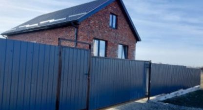 Продам дом 2-х комнатный с общей площадью 109м2, на улице Ленина ул, г. Ильский, Краснодарский край, Россия, агентство Интернет-партнер. Фотография №1