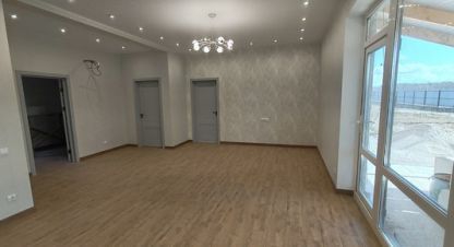 Купить 2-х комнатную дом в г. Кирилловка. Фотография №2