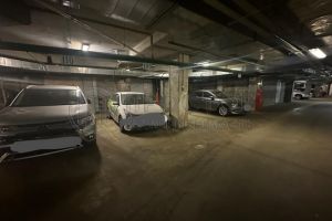 Продам гараж/паркинг с общей площадью 11.7м2, на улице Космонавтов б-р, г. Красногорск, Московская обл., Россия, агентство Интернет-партнер