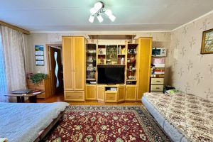 Продам квартиру 2-х комнатную с общей площадью 42.6м2, 3/5 эт., на улице Кирова пер, Бежицкий район, г. Брянск, Брянская обл., Россия, агентство Интернет-партнер
