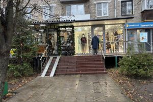 Продам торговое помещение с общей площадью 30.5м2, на улице 2-я владимирская ул, Перово (ВАО) район, г. Москва, Москва, Россия, агентство Интернет-партнер