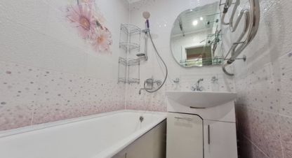 Купить квартиру 2-х комнатную, 43.2 кв. м., Россия, г. Комсомольск-на-Амуре. Фотография №9