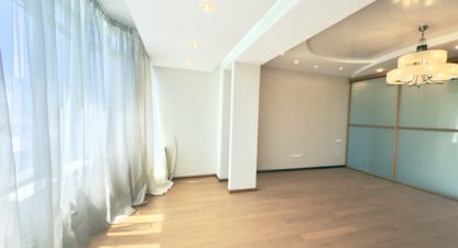 Продаётся 3-х комнатная квартира в г. Симферополь . Фотография №6