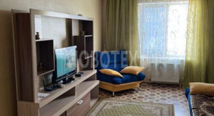 Сдам квартиру 2-х комнатную с общей площадью 54м2, 2/2 эт., на улице Дивизионный -й пер, г. Крымское, Крым авт. респ., Россия, агентство Интернет-партнер. Фотография №1