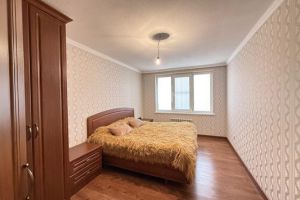 Продам квартиру 3-х комнатную с общей площадью 100м2, 3/4 эт., на улице Им  сижажева м в  ул, г. Чегем, Кабардино-Балкария респ., Россия, агентство Интернет-партнер
