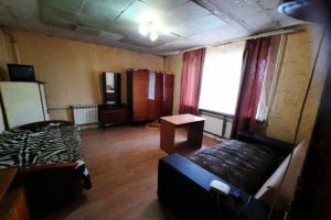 Продам квартиру 1 комнатную с общей площадью 34м2, 4/5 эт., на улице Дружбы ул, г. Сенево, Тульская обл., Россия, агентство Интернет-партнер