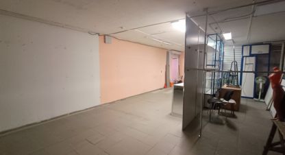 Снять торговое помещение на улице Кирова пр-кт г. Мурманск. Фотография №5