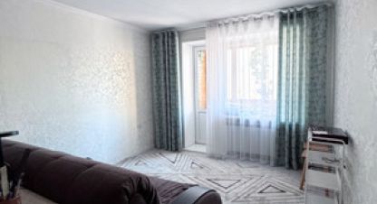 Продам квартиру 1 комнатную с общей площадью 31м2, 5/9 эт., на улице Юных Пионеров пр-кт, Кировский район район, г. Самара, Самарская обл., Россия, агентство Интернет-партнер. Фотография №1