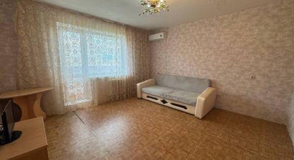 Продам квартиру 2-х комнатную с общей площадью 51.2м2, 4/5 эт., на улице 1-й микро ул, г. Рабочий посёлок эльбан, Хабаровский край, Россия, агентство Интернет-партнер. Фотография №1